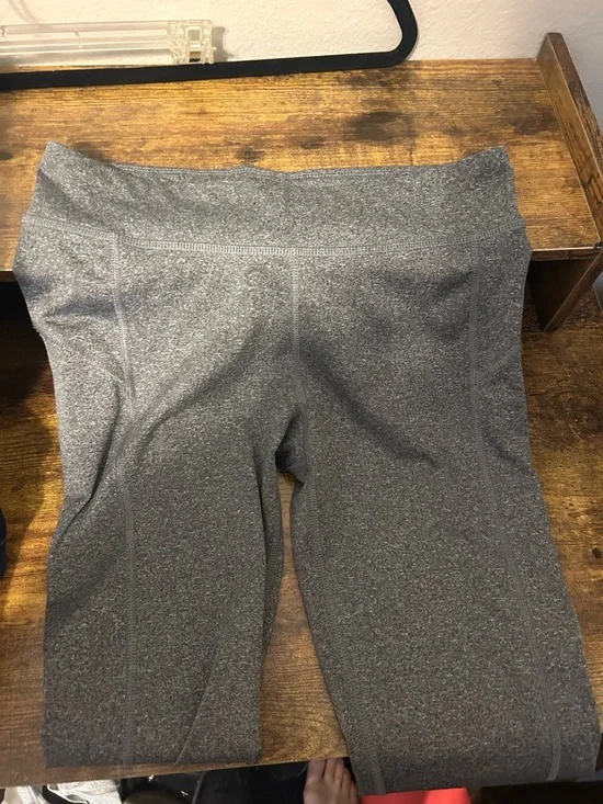 Women's High-Rise Gray Leggings - Stretch Performance women’s size medium - Picture 2 of 4